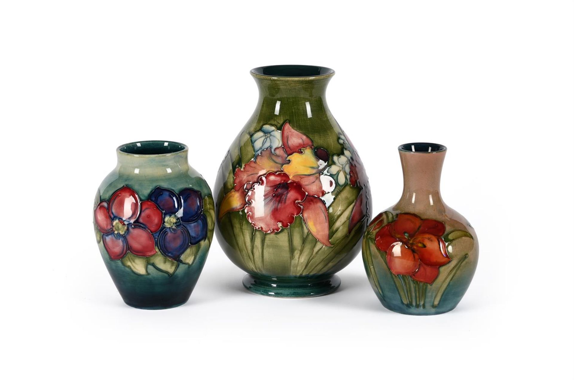 A GROUP OF THREE MOORCROFT VASES