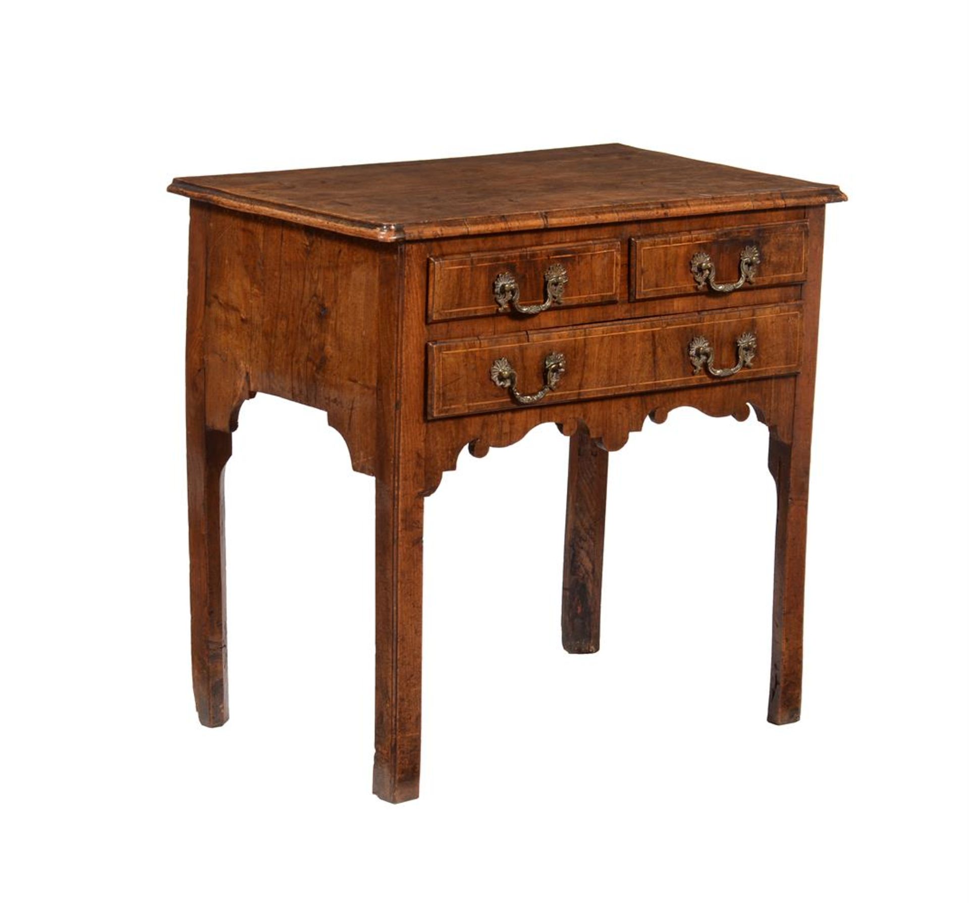 A GEORGE II WALNUT SIDE TABLE