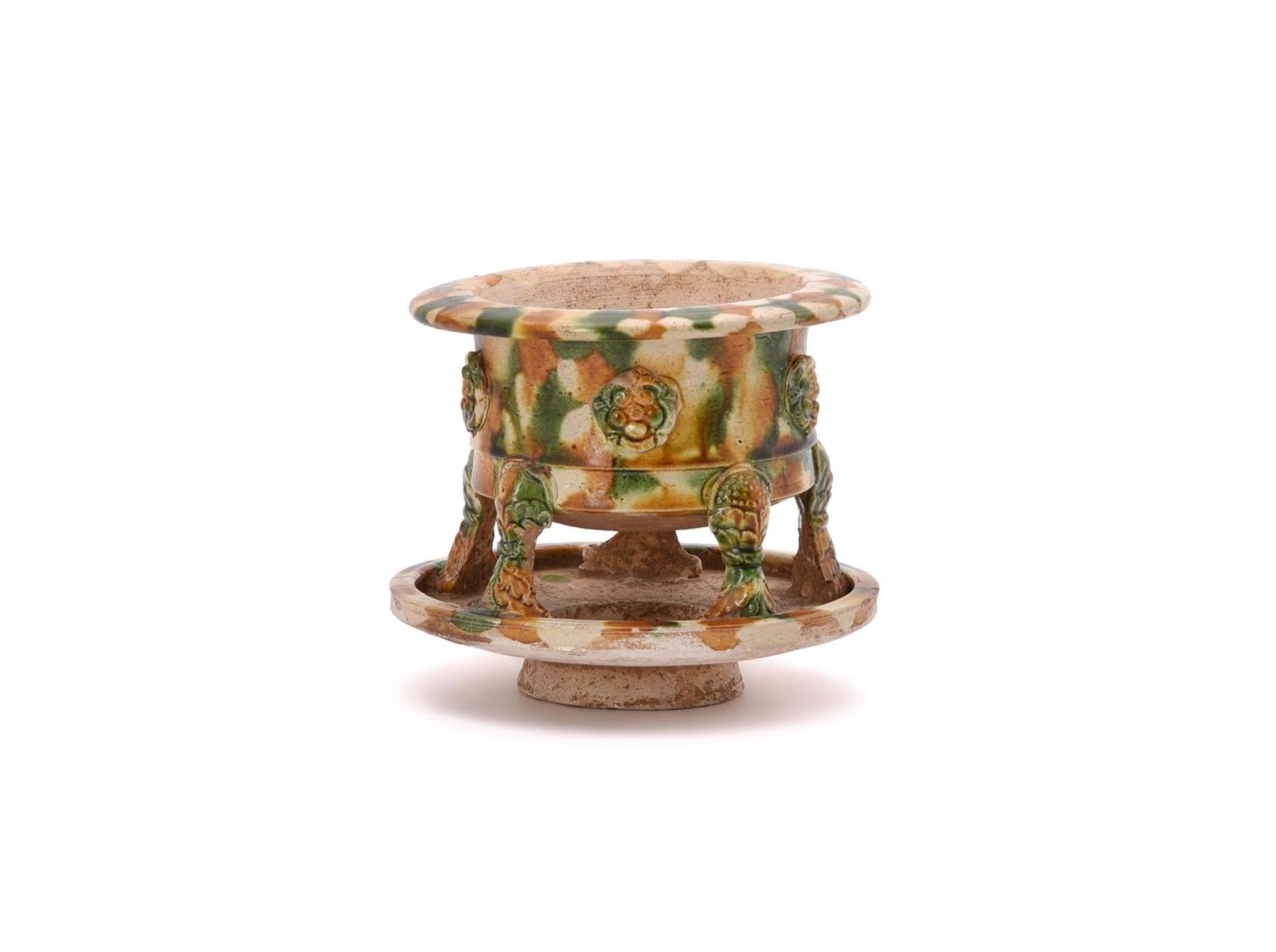 AN UNUSUAL CHINESE SANCAI-GLAZED POTTERY CENSER - Image 2 of 3