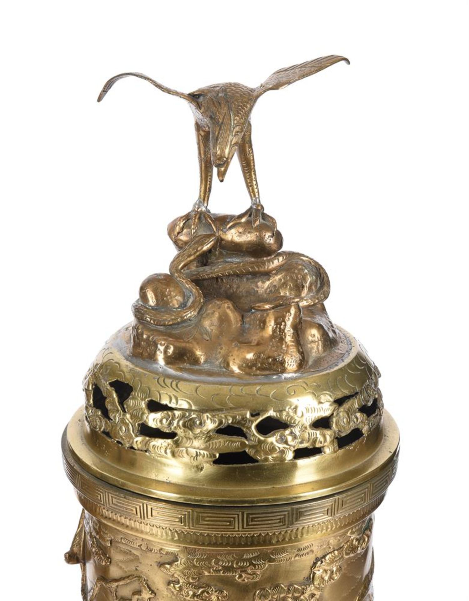 A PAIR OF JAPANESE POLISHED BRONZE INCENSE BURNERS - Image 3 of 3