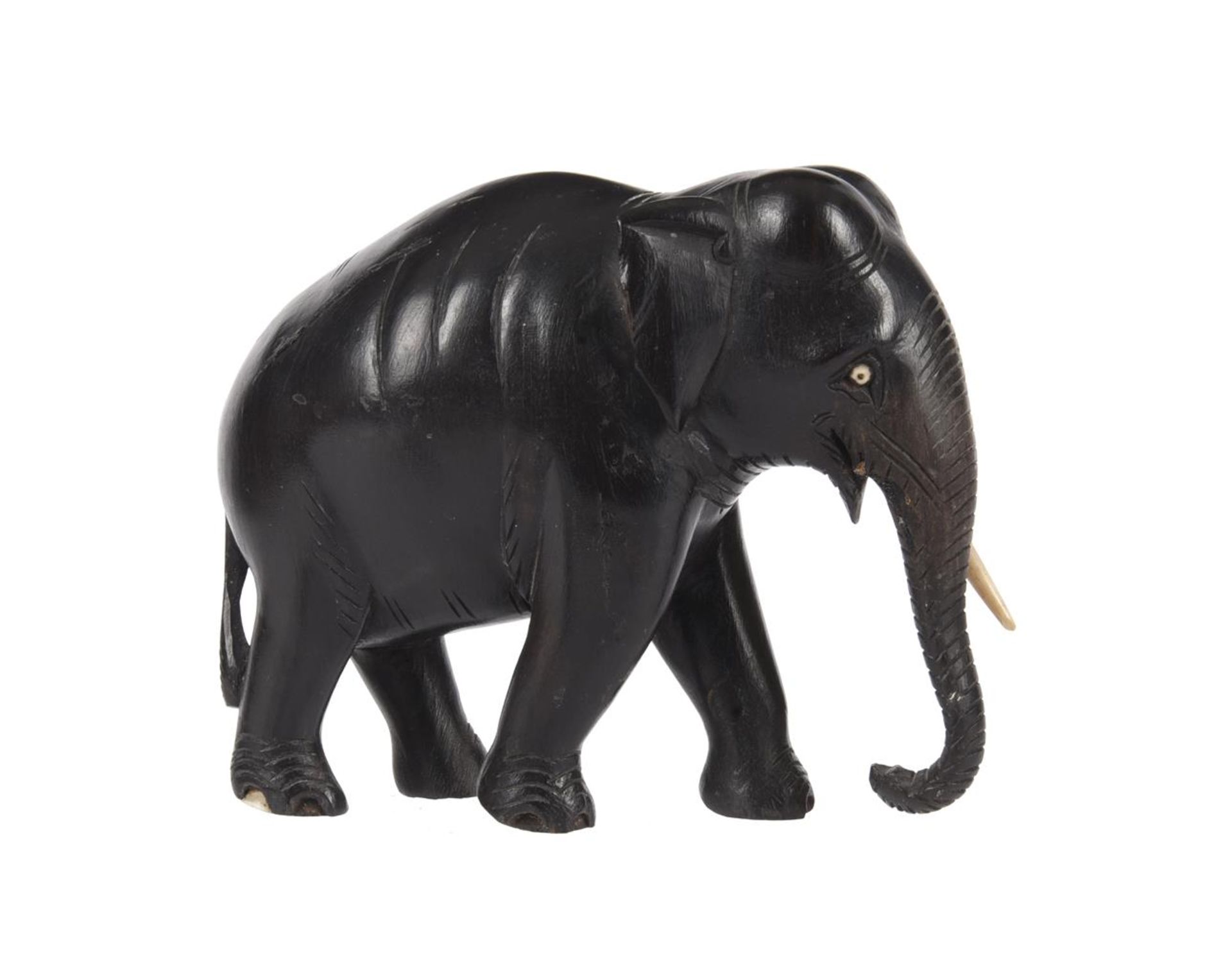 A CARVED EBONY AND BONE MOUNTED MODEL OF A MAHOUT - Image 5 of 6