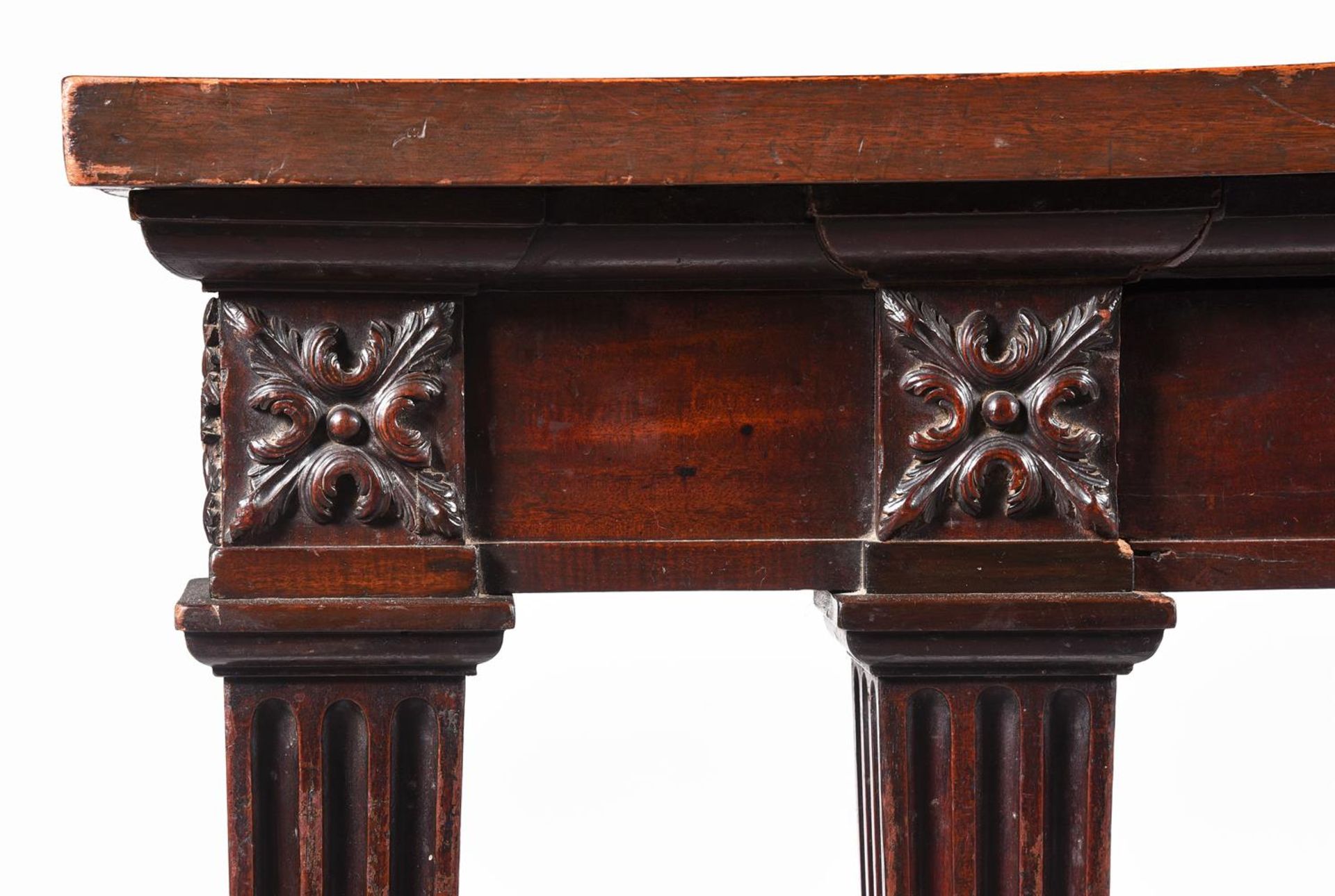 A GEORGE III MAHOGANY SERVING TABLE - Bild 3 aus 3