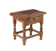 A CONTINENTAL WALNUT SIDE TABLE