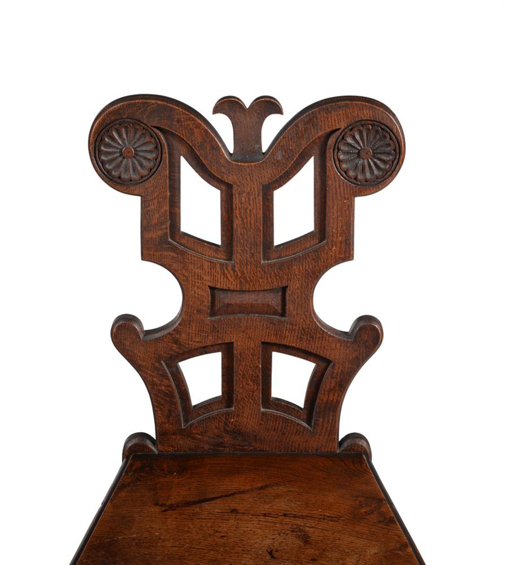 A PAIR OF VICTORIAN OAK HALL CHAIRS - Bild 2 aus 3