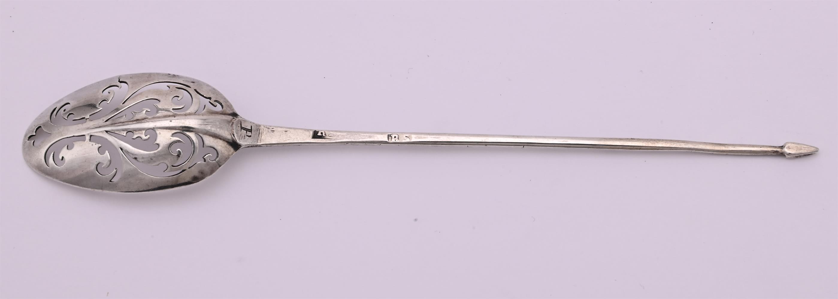 A GEORGE II SILVER RAT TAIL MOTE SPOON - Image 2 of 2