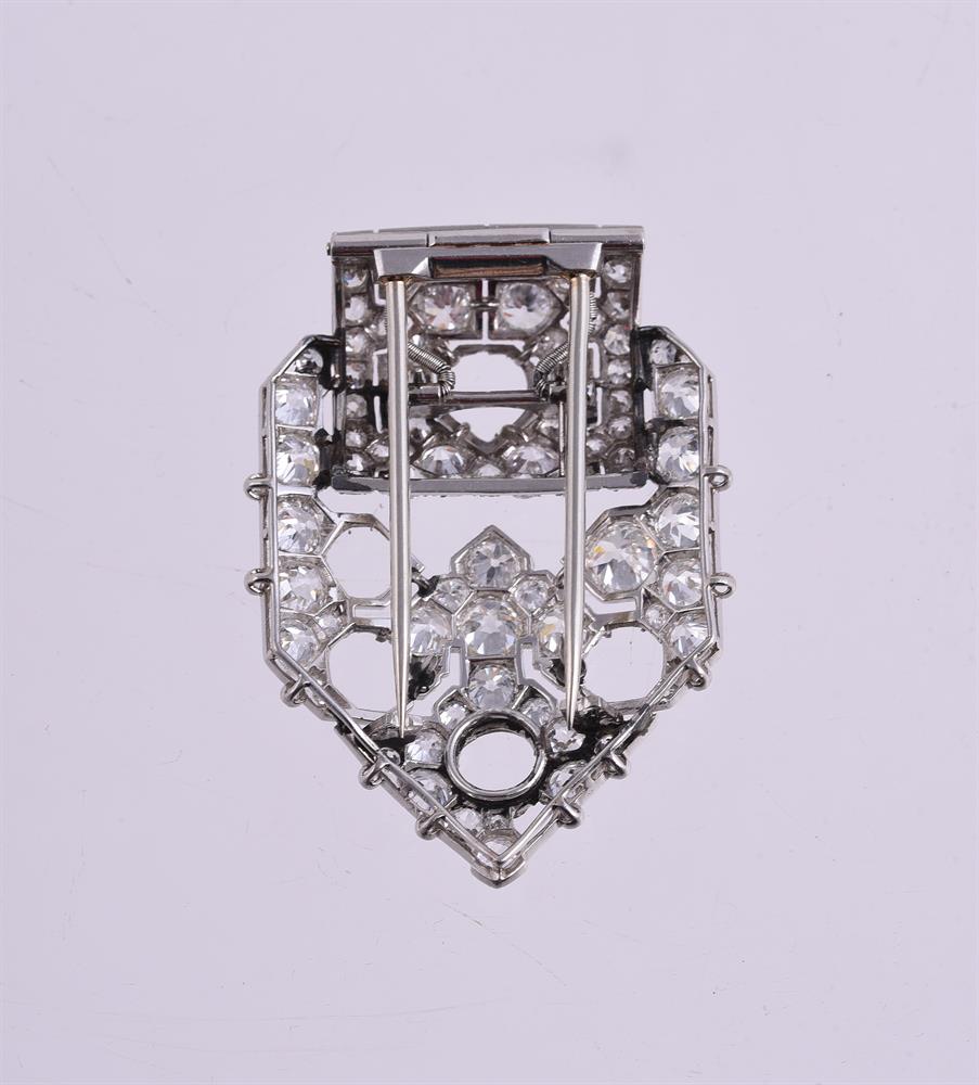 AN ART DECO DIAMOND CLIP, CIRCA 1930 - Image 2 of 2