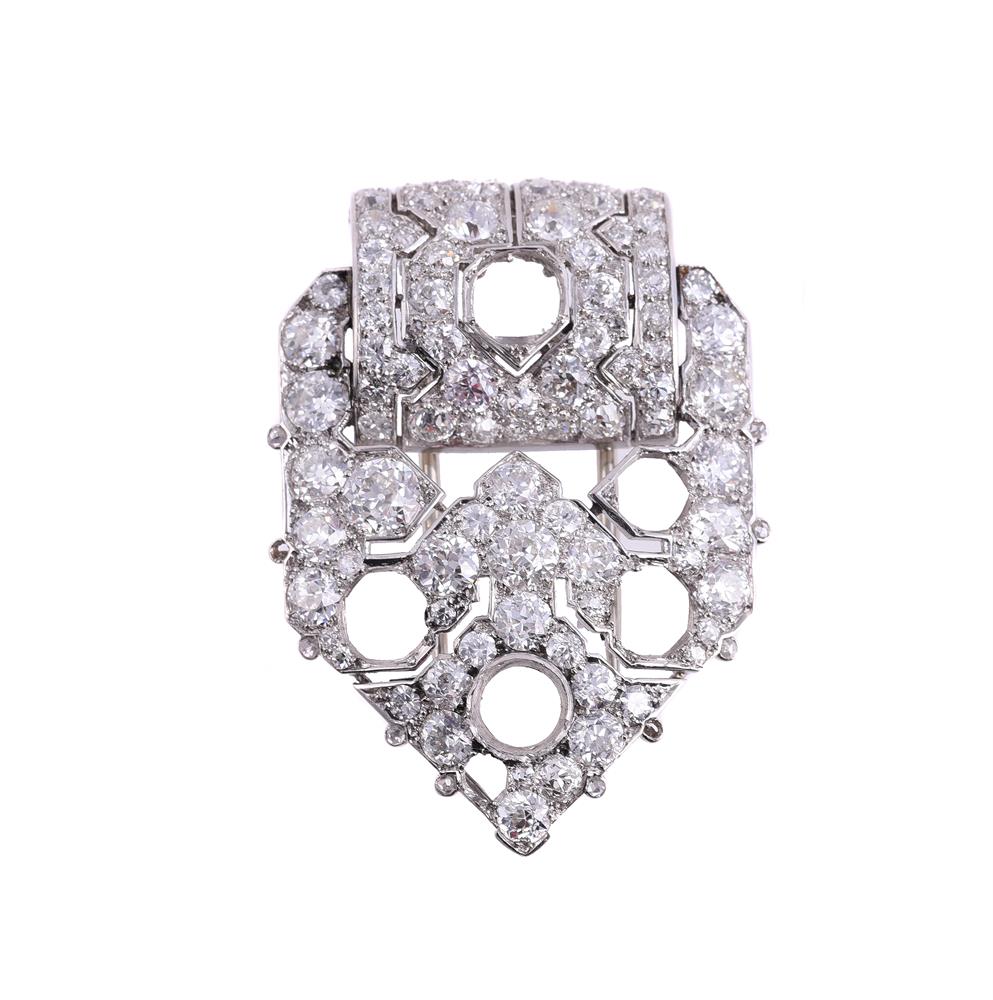 AN ART DECO DIAMOND CLIP, CIRCA 1930