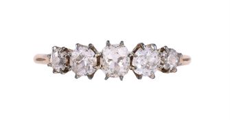 AN EARLY 20TH FIVE STONE DIAMOND RING