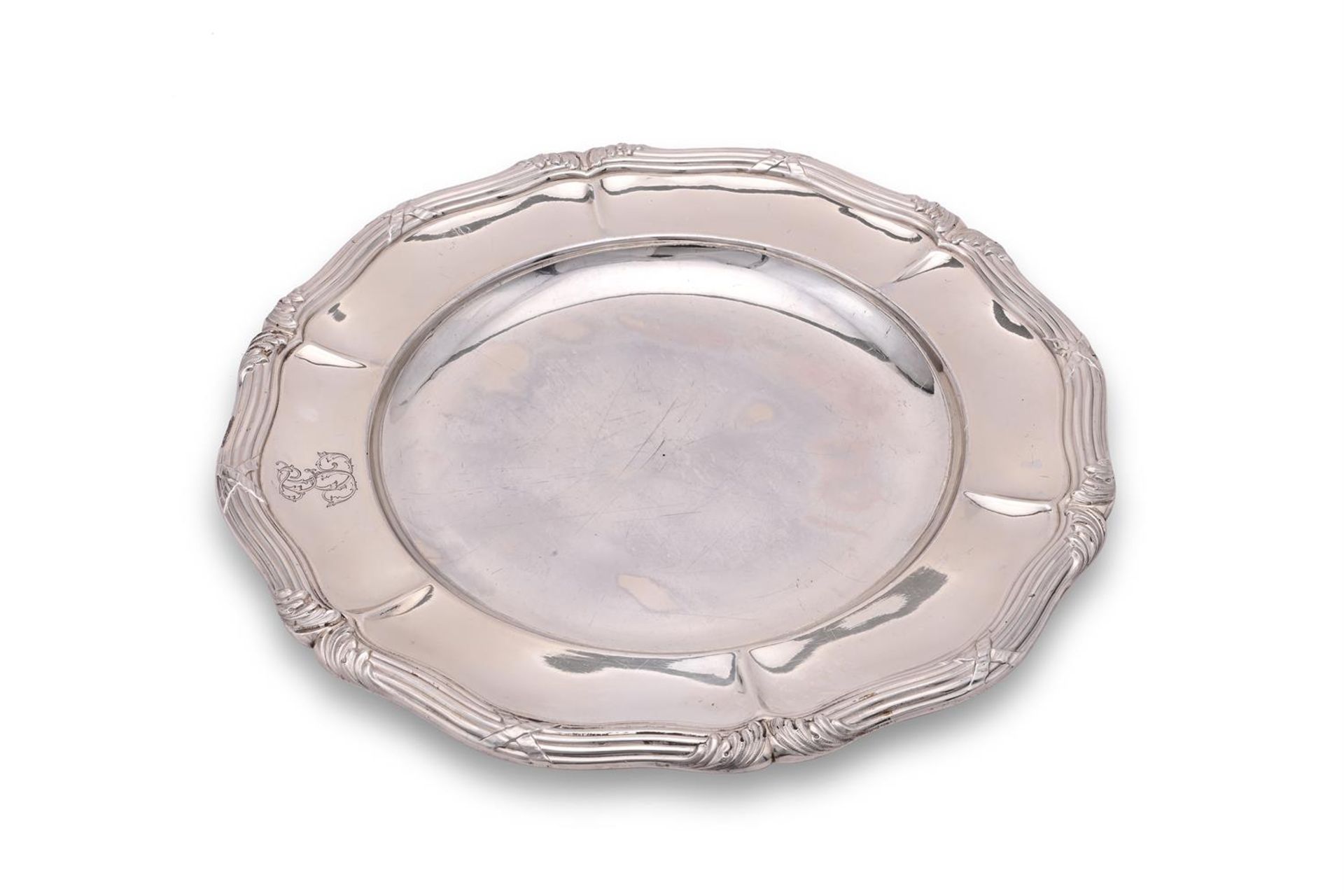 A FRENCH SILVER SHAPED CIRCULAR PLATE