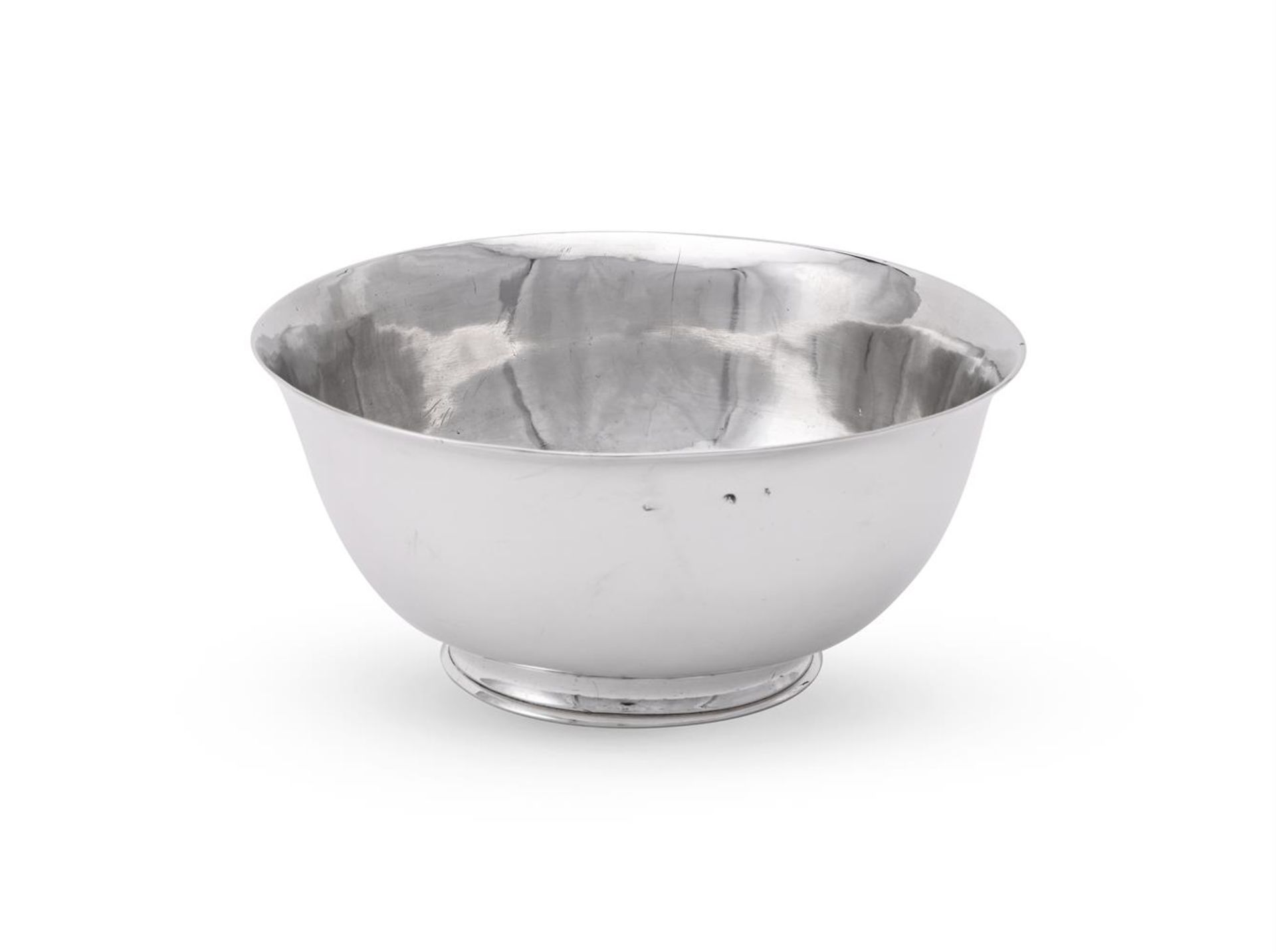 A GEORGIAN IRISH SILVER PLAIN CIRCULAR BOWL - Image 2 of 3