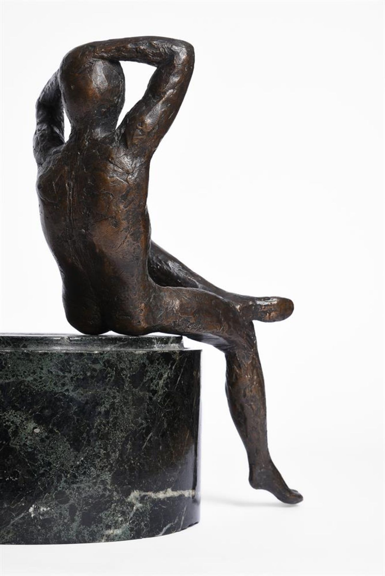 λ JILL TWEED (BRITISH B. 1931), SEATED MALE FIGURE - Image 4 of 6