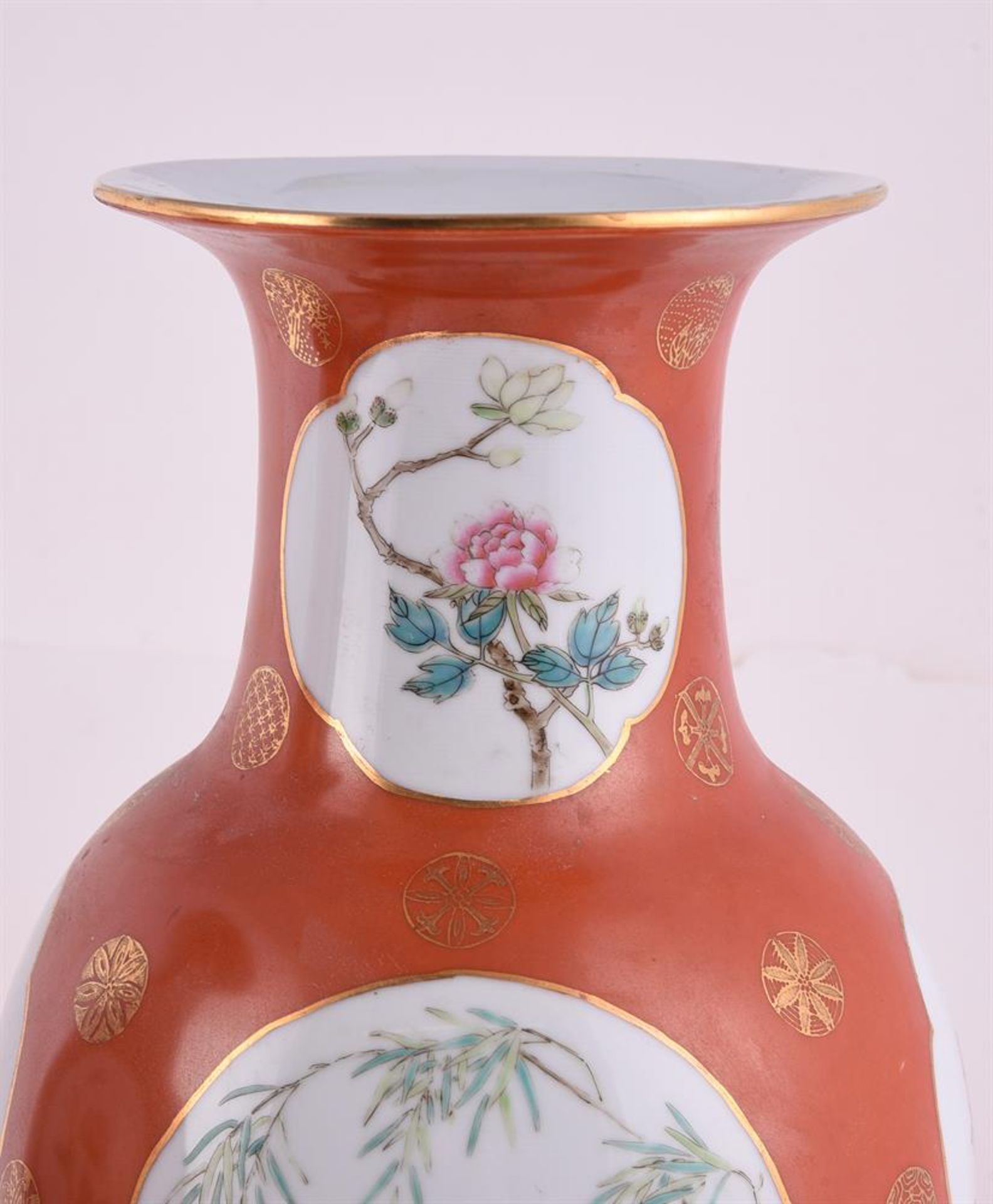 A PAIR OF CHINESE IRON-RED GROUND VASES - Image 4 of 5