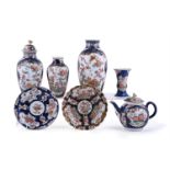 A SELECTION OF WORCESTER BLUE-SCALE GROUND KAKIEMON PATTERN PORCELAIN