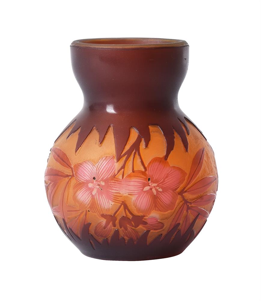 A CAMEO GLASS VASE IN THE MANNER OF GALLE