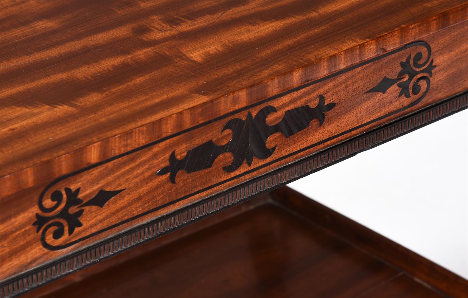 A MAHOGANY SIDE TABLE - Image 2 of 3