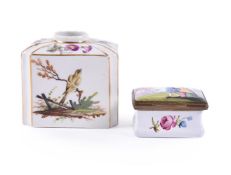 A GERMAN PORCELAIN SHAPED RECTANGULAR SECTION TEA CANISTER