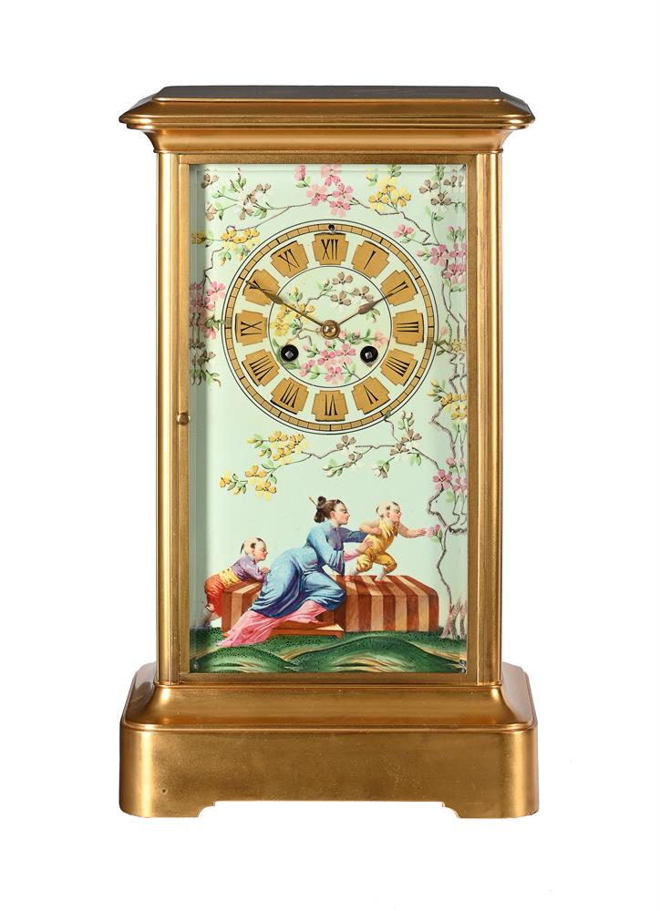 A FRENCH GILT BRASS MANTEL CLOCK INSET WITH CHINOISERIE PORCELAIN PANELS - Image 2 of 5