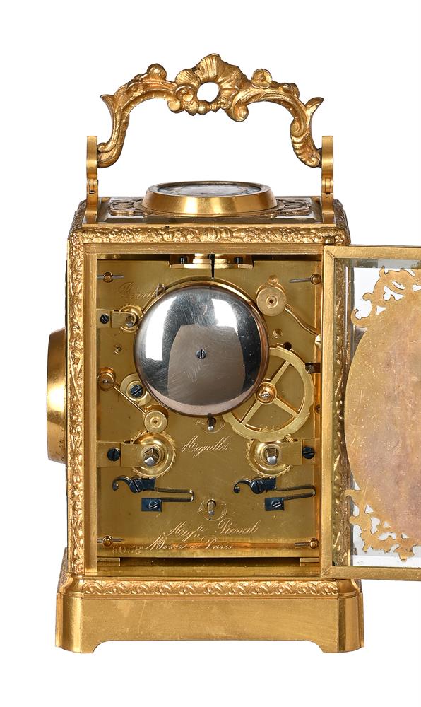 AN UNUSUAL FRENCH PORCELAIN PANEL MOUNTED GILT BRASS ALARM CARRIAGE CLOCK IN A ONE-PIECE CASE - Image 5 of 8