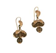 A PAIR OF MID VICTORIAN BALLOON HAIRWORK EAR PENDANTS, CIRCA 1860