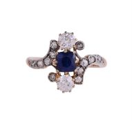 A RUSSIAN EARLY 20TH CENTURY SAPPHIRE AND DIAMOND RING, CIRCA 1910