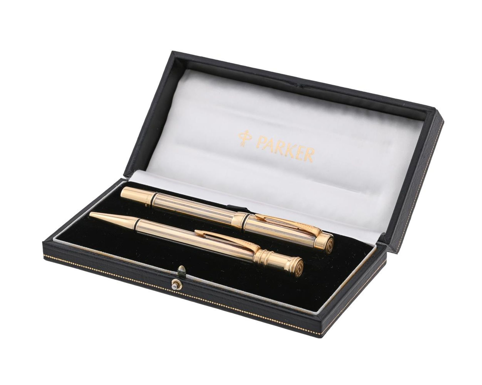 PARKER, DUOFOLD INTERNATIONAL PRESIDENTIAL, A UNIQUE 18 CARAT GOLD FOUNTAIN PEN AND BALL POINT PEN - Image 3 of 3