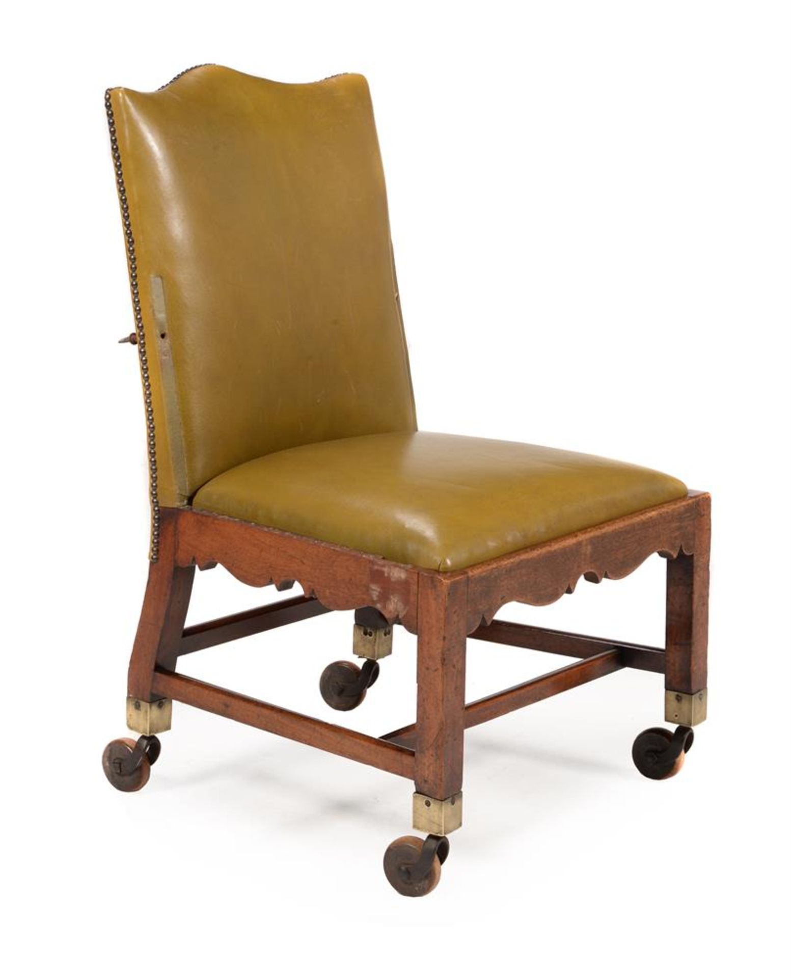 A RARE GEORGE III 'CAMPAIGN' ARMCHAIR, CIRCA 1770 - Image 2 of 4