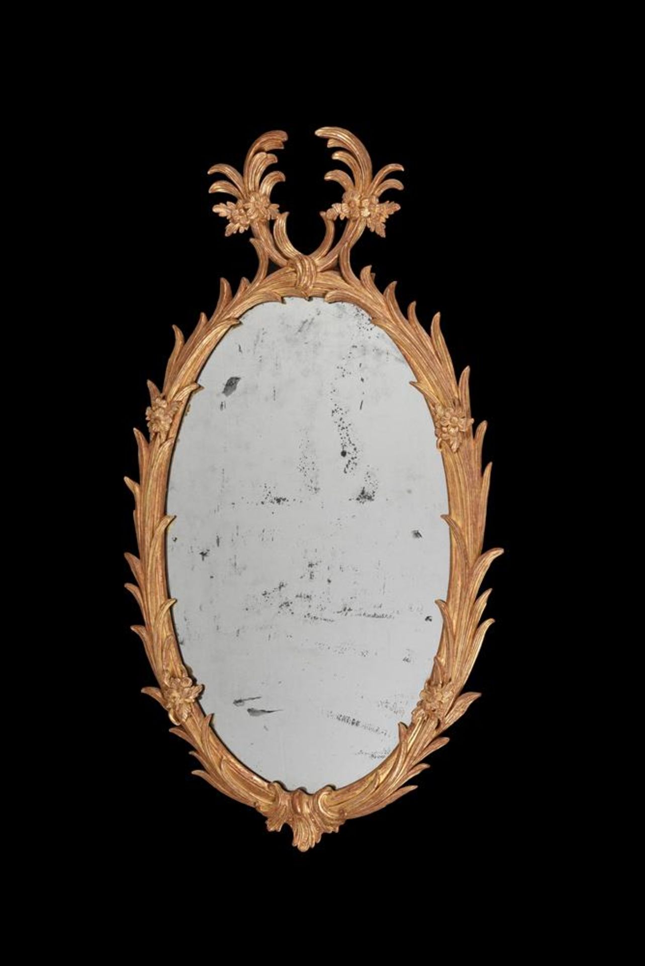 A PAIR OF GEORGE II GILTWOOD WALL MIRRORS, IN THE MANNER OF JOHN LINNELL, CIRCA 1755 - Bild 2 aus 12