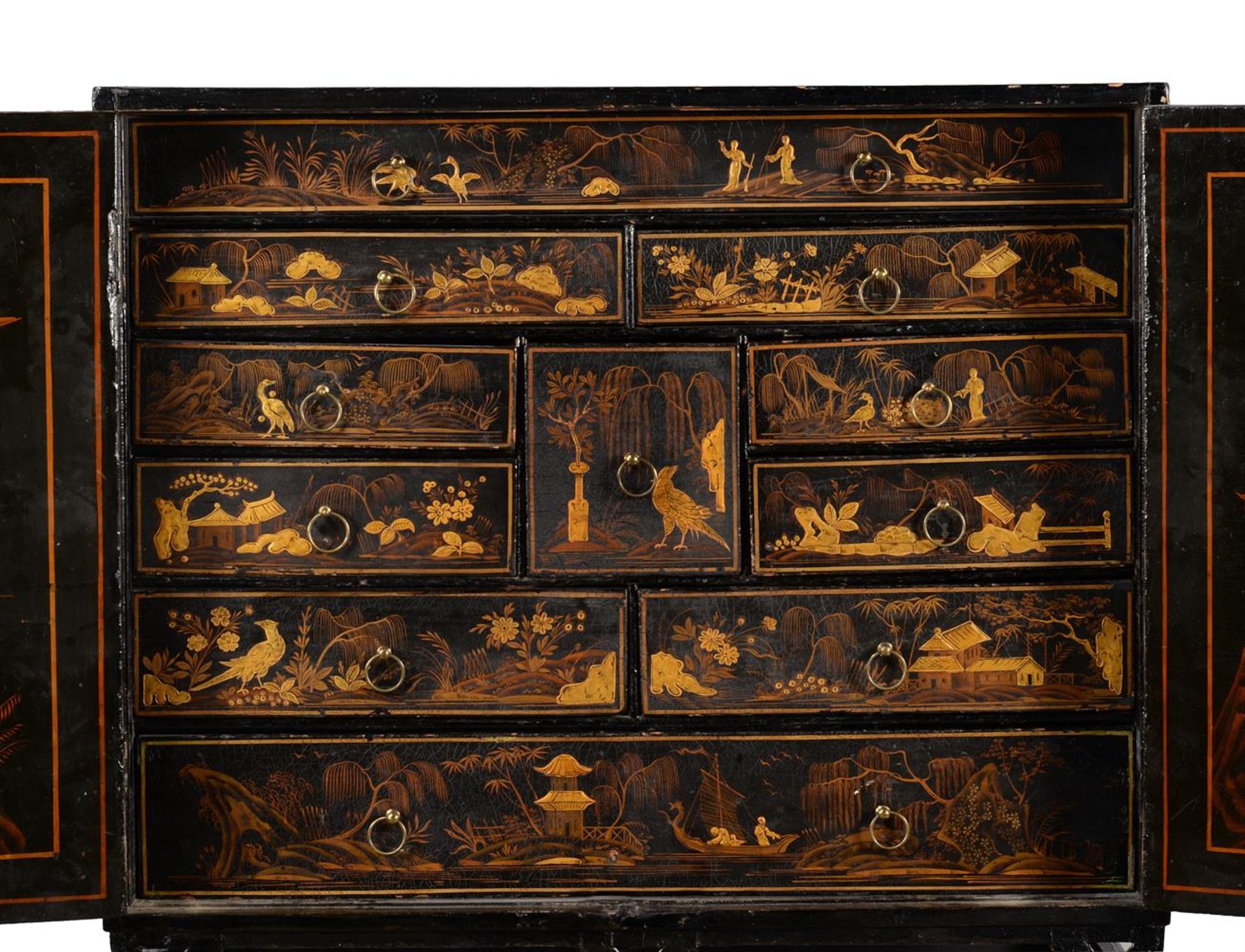A BLACK LACQUER AND GILT CHINOISERIE DECORATED CABINET ON STAND, LATE 18TH OR EARLY 19TH CENTURY - Image 4 of 7