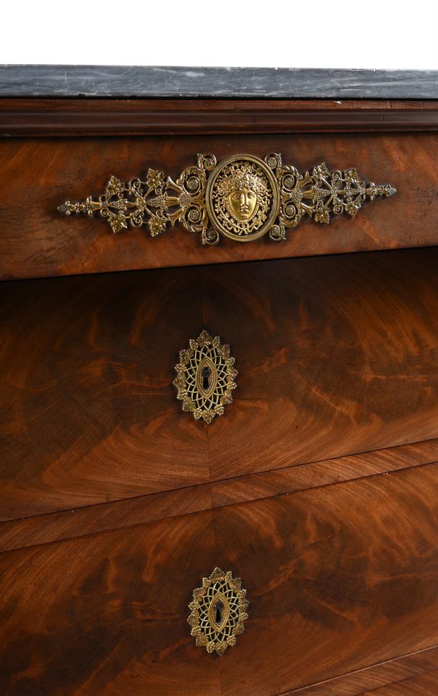 AN EMPIRE MAHOGANY AND ORMOLU MOUNTED COMMODE, IN THE MANNER OF BERNARD MOLITOR - Image 6 of 8