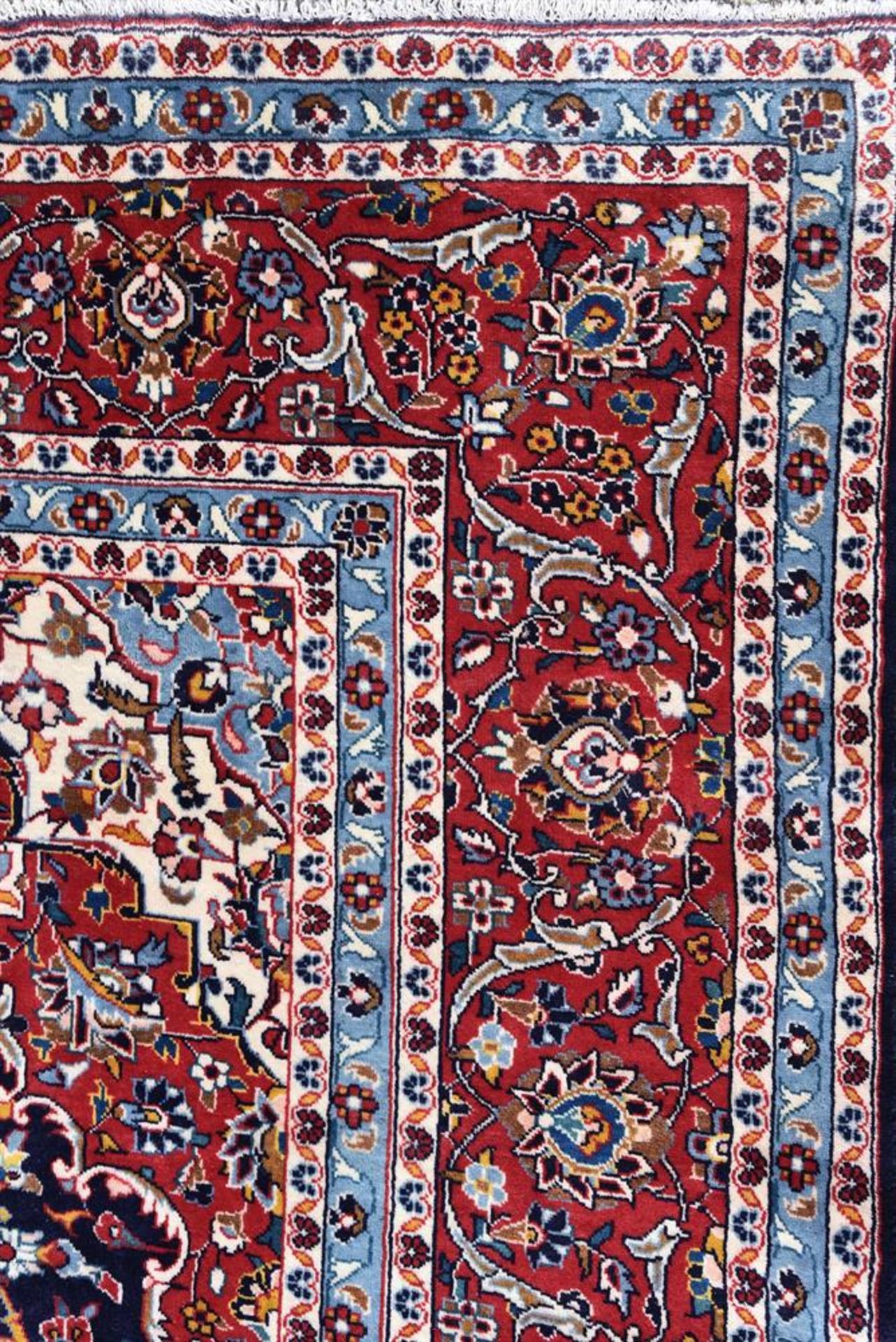 A KASHAN CARPET, approximately 410 x 290cm - Image 3 of 3