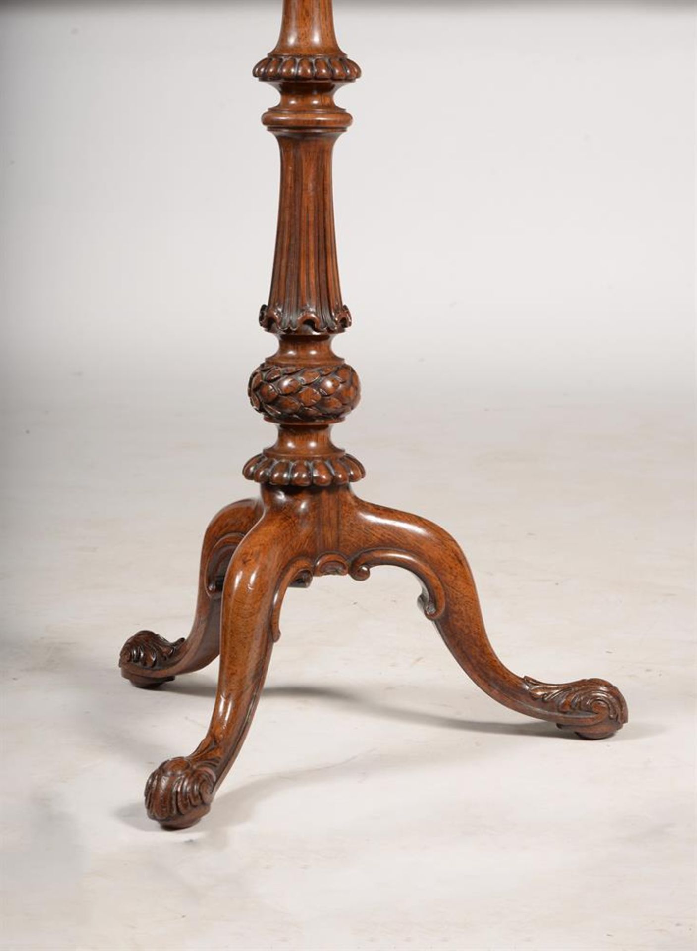 Y A ROSEWOOD TRIPOD TABLE, ATTRIBUTED TO GILLOWS, SECOND QUARTER 19TH CENTURY - Image 3 of 4