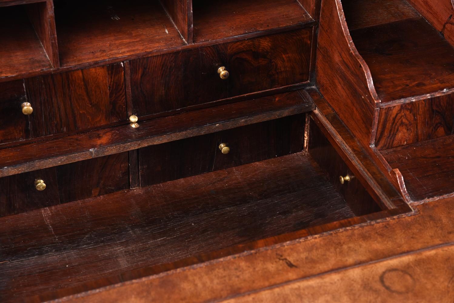 Y A WILLIAM & MARY KINGWOOD BUREAU CABINET, IN THE MANNER OF THOMAS PISTOR, CIRCA 1690 - Image 11 of 13