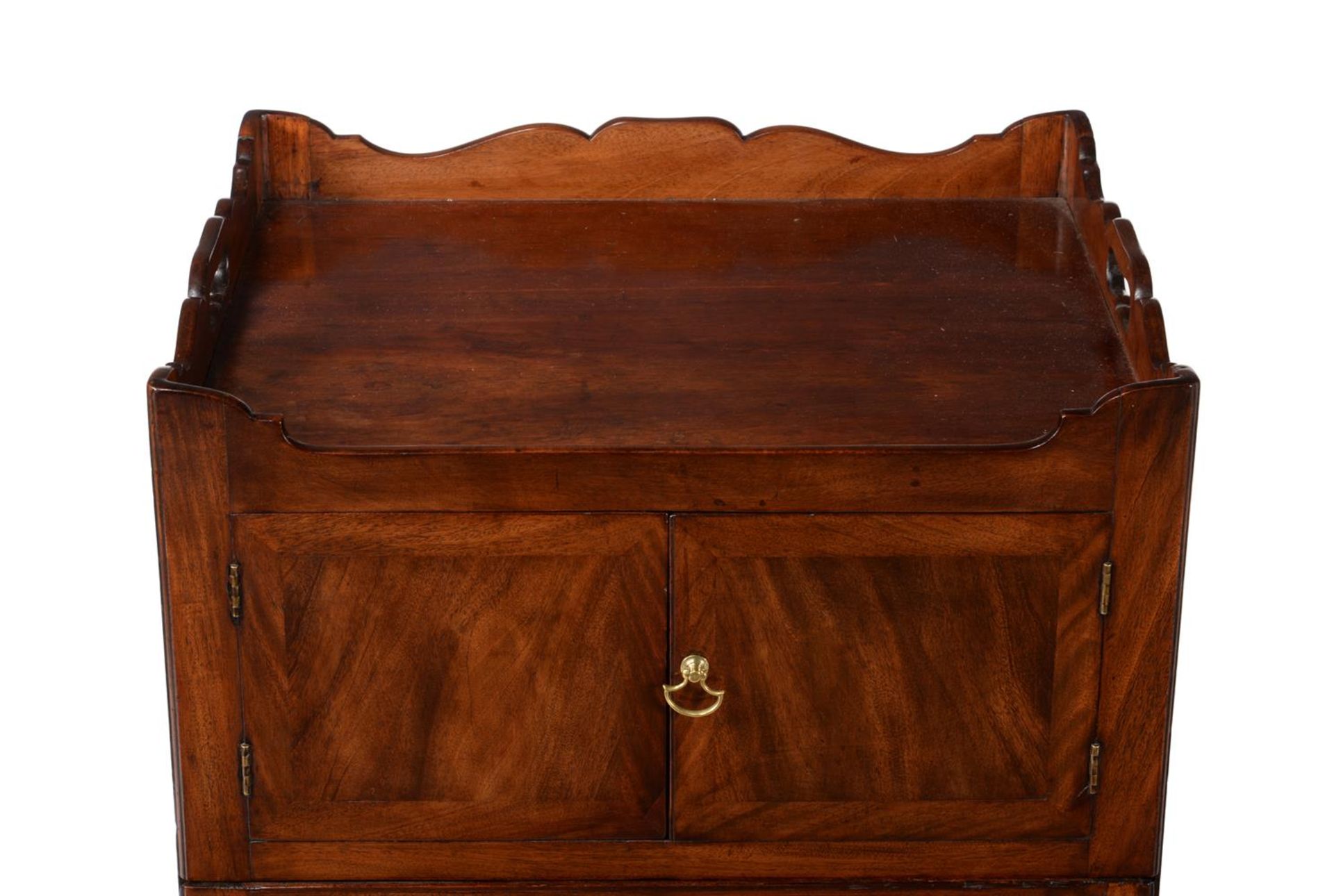 A CLOSELY MATCHED PAIR OF GEORGE III MAHOGANY NIGHT COMMODES, CIRCA 1780 - Image 3 of 5