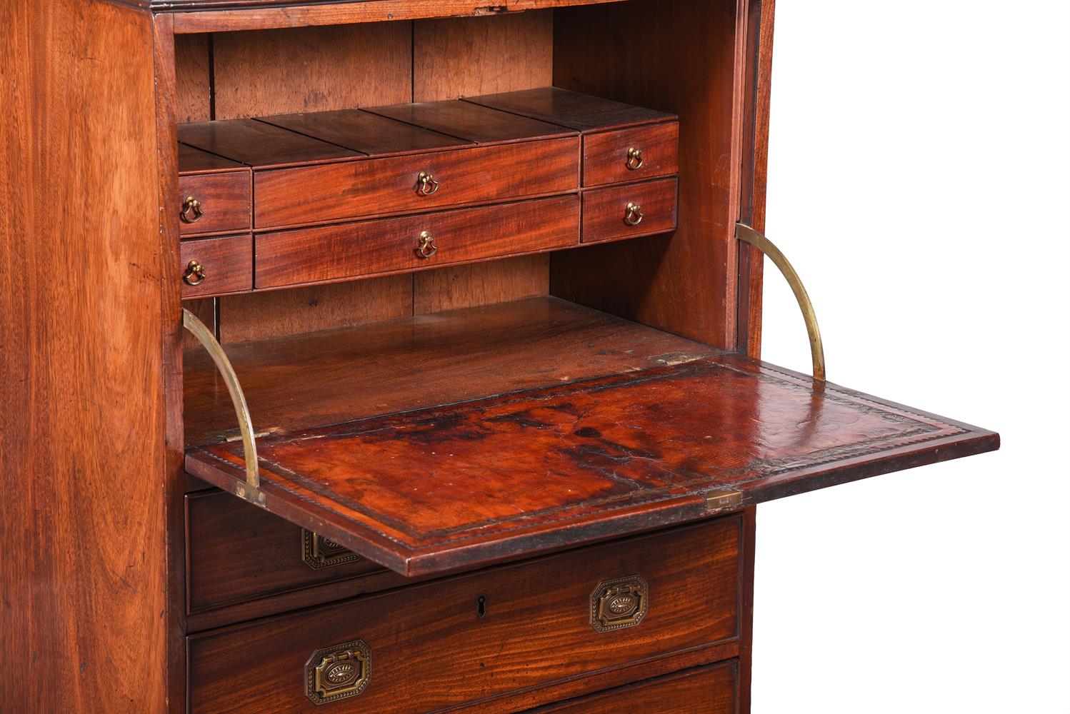 A GEORGE III MAHOGANY ESCRITOIRE CABINET, IN THE MANNER OF WILLIAM VILE, CIRCA 1780 - Image 4 of 7