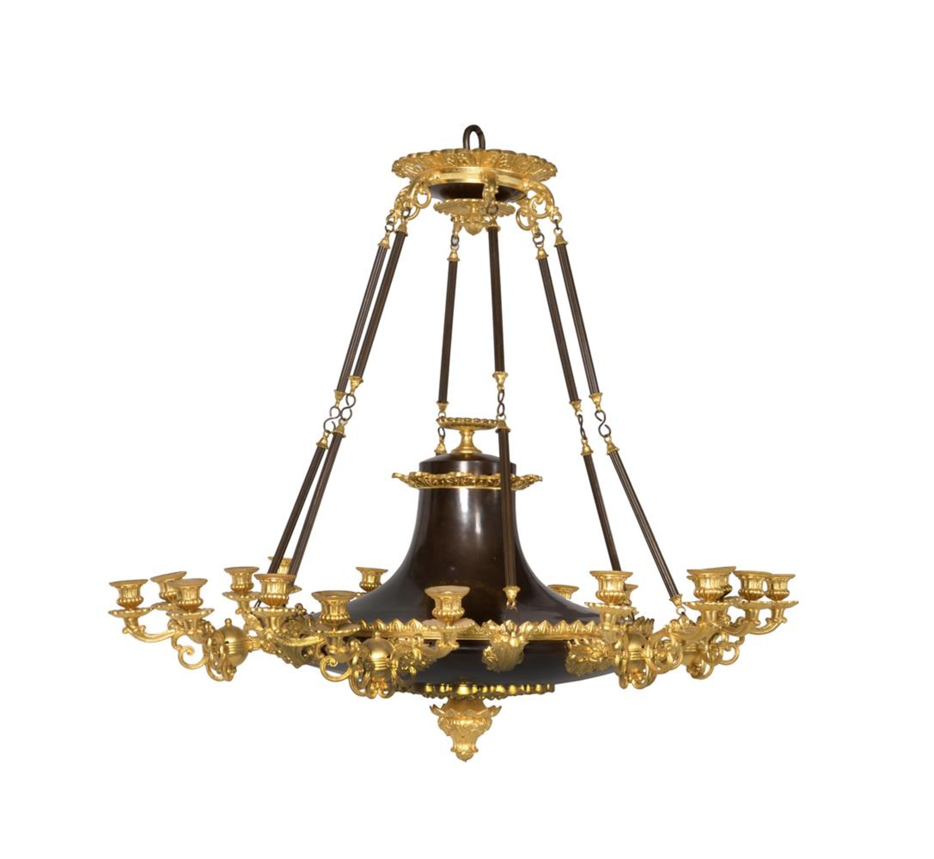 A PATINATED AND GILT BRONZE EIGHTEEN-LIGHT CHANDELIER, IN EMPIRE STYLE, LATE 19TH CENTURY - Bild 2 aus 2