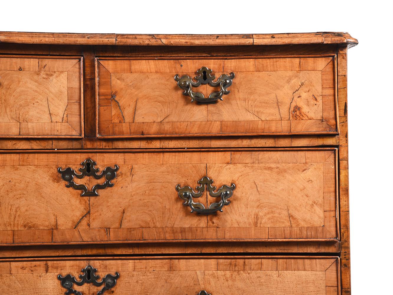 A WALNUT AND CROSSBANDED CHEST OF DRAWERS, MID 18TH CENTURY AND LATER - Image 3 of 4