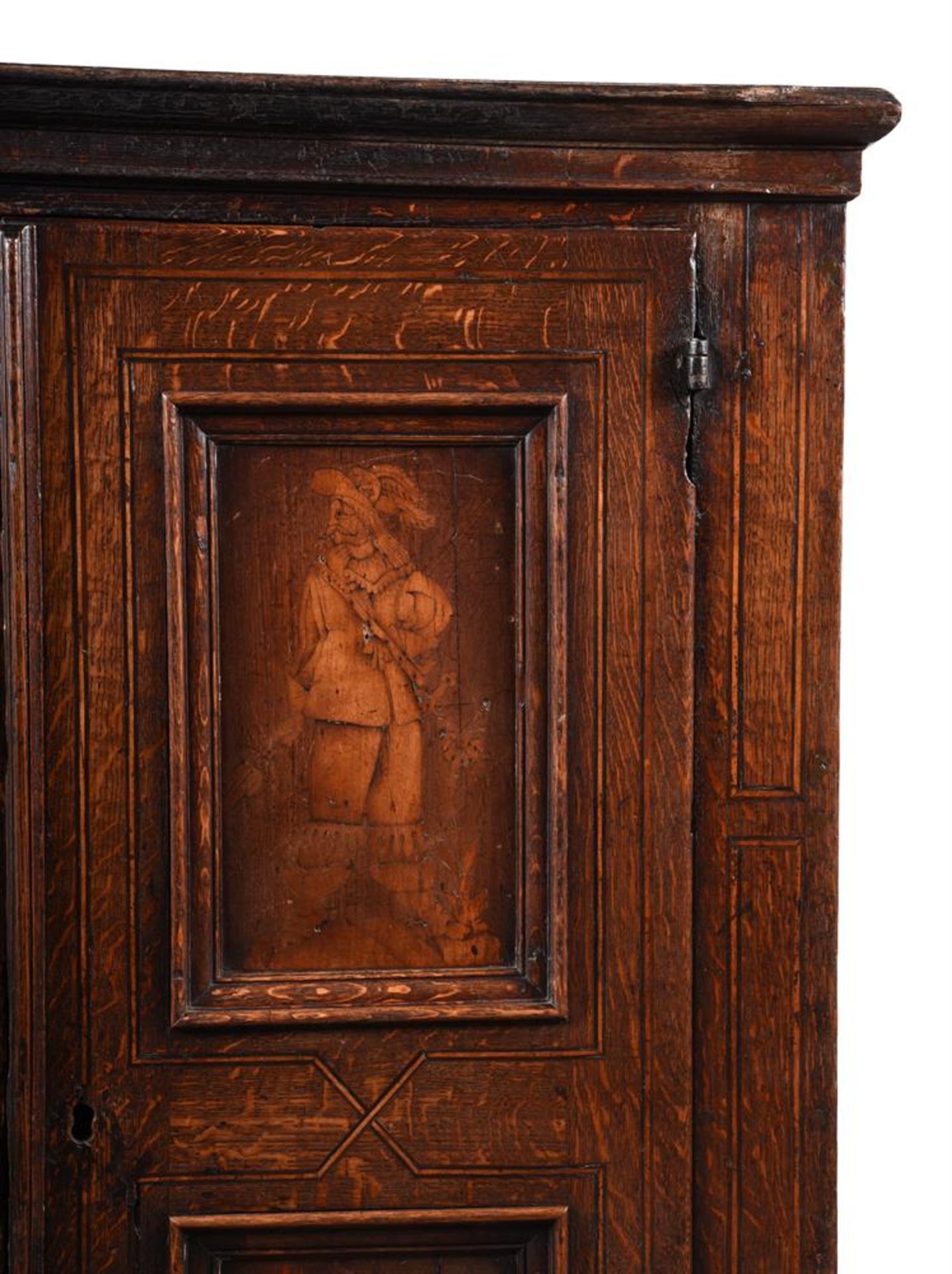 A CONTINENTAL OAK AND MARQUETRY CUPBOARD LATE 17TH/EARLY 18TH CENTURY - Image 4 of 6