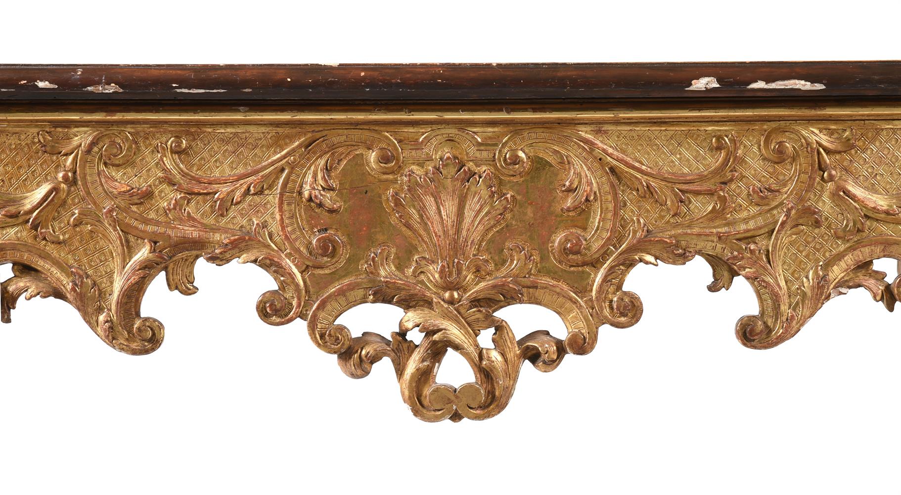A REGENCE CARVED GILTWOOD AND GESSO CONSOLE TABLE, CIRCA 1720 - Bild 3 aus 5