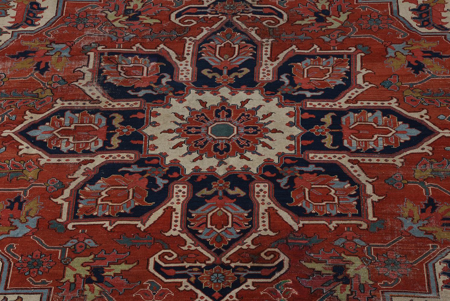 A SERAPI CARPET, approximately 356 x 282cm - Image 2 of 2