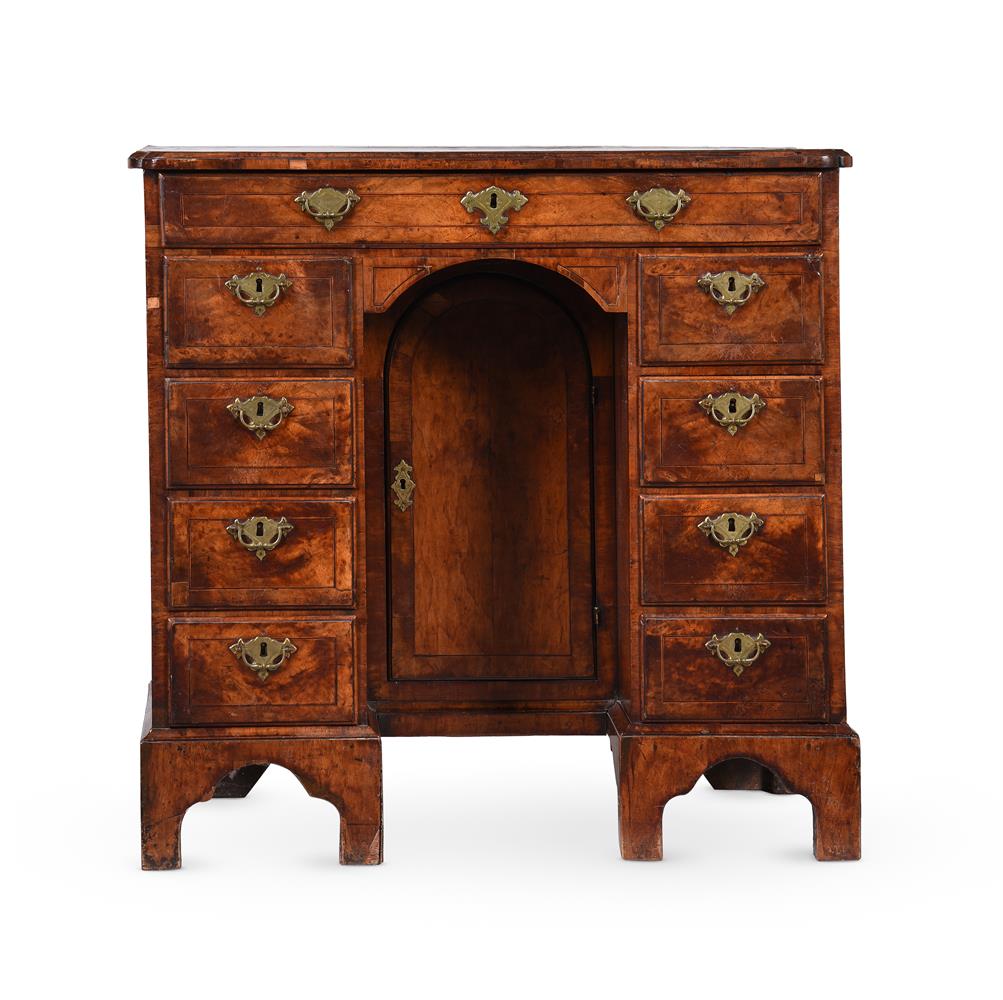 A GEORGE I WALNUT KNEEHOLE DESK, FIRST QUARTER 18TH CENTURY - Image 3 of 5