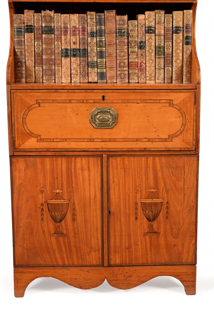 Y A GEORGE III SATINWOOD AND MARQUETRY WATERFALL BOOKCASE CABINET, CIRCA 1790 - Image 3 of 3