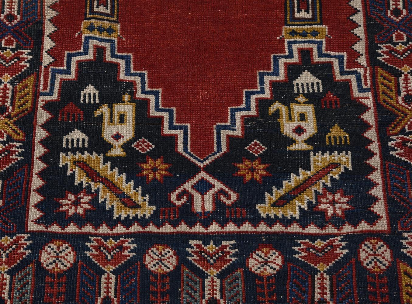 AN ANATOLIAN PRAYER RUG, approximately 184 x 115cm - Image 2 of 3