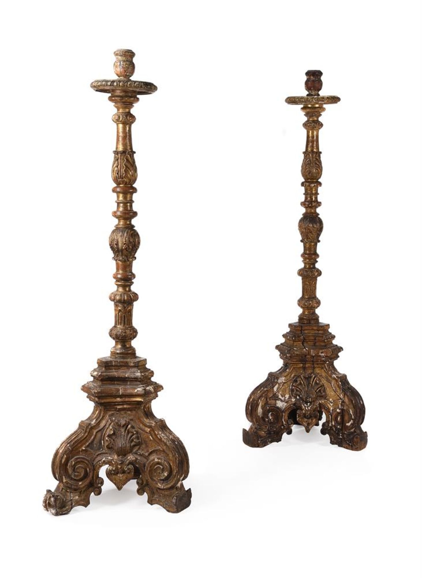 A PAIR OF GILTWOOD TORCHERES, FIRST HALF 19TH CENTURY