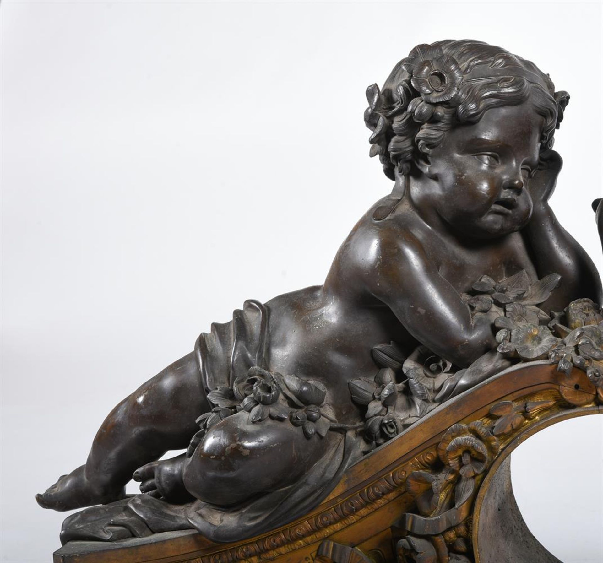 A LARGE FRENCH BRONZE MANTLE CLOCK CASE, LATE 19TH CENTURY, AFTER CARRIER BELLEUSE - Image 3 of 4