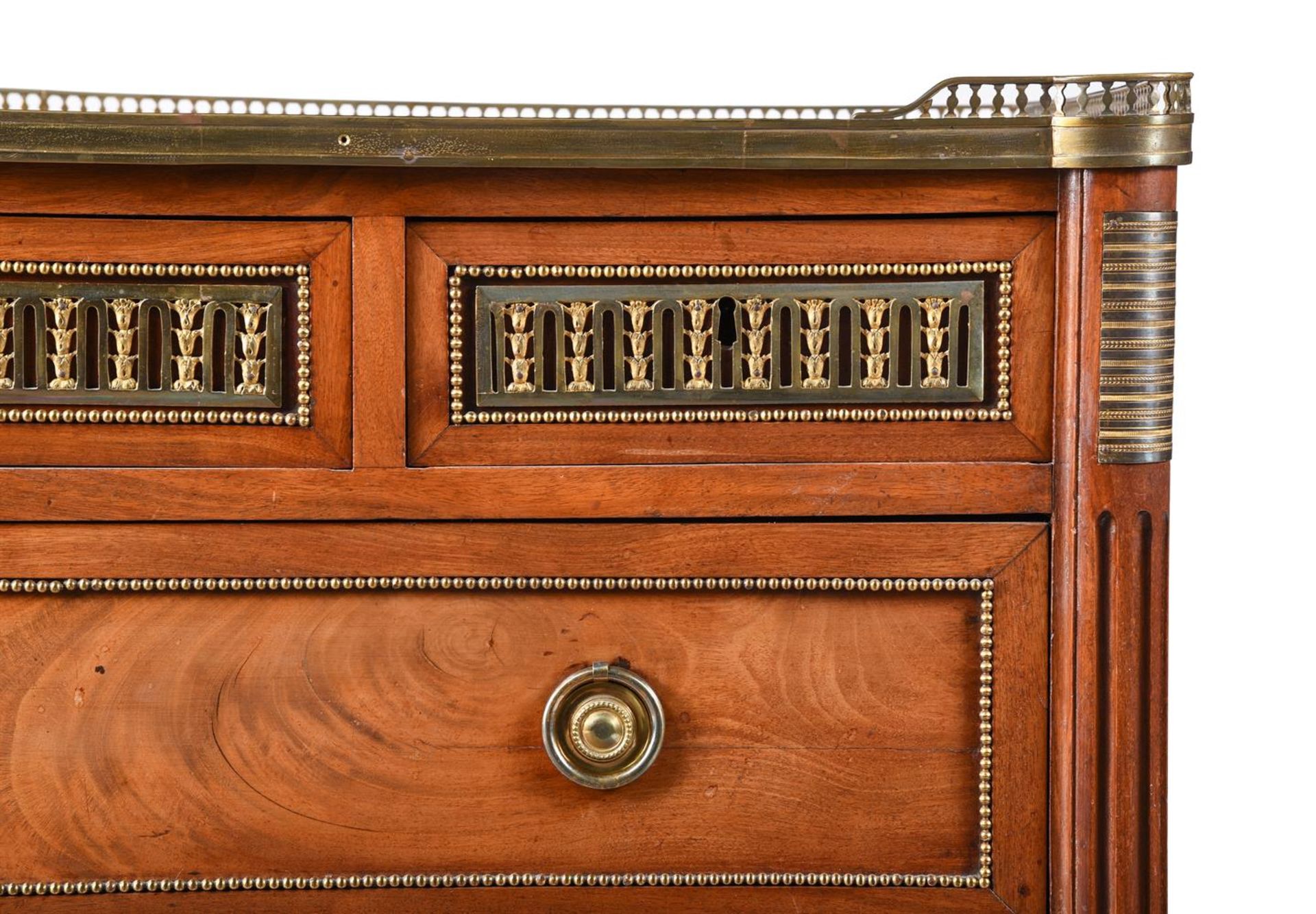 A MAHOGANY, GILT METAL AND MARBLE COMMODE, IN LOUIS XVI STYLE, 19TH CENTURY - Image 4 of 4