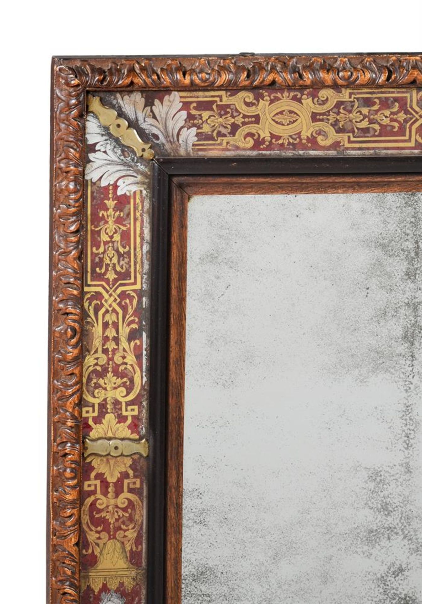 A RARE WILLIAM III CARVED OAK AND VERRE EGLOMISE MIRROR. IN THE MANNER OF THOMAS AND RENE PELLETIER - Image 4 of 5