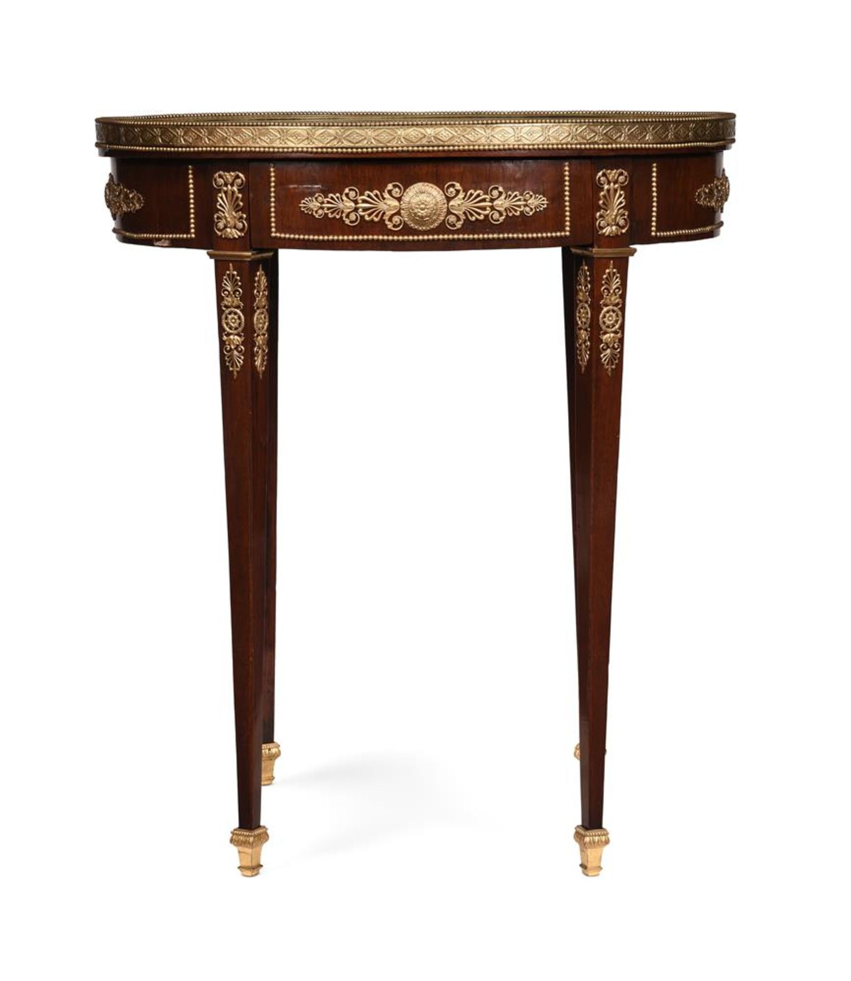 AN AUSTRIAN MAHOGANY AND GILT METAL MOUNTED OCCASIONAL TABLE, EARLY 19TH CENTURY - Bild 3 aus 4