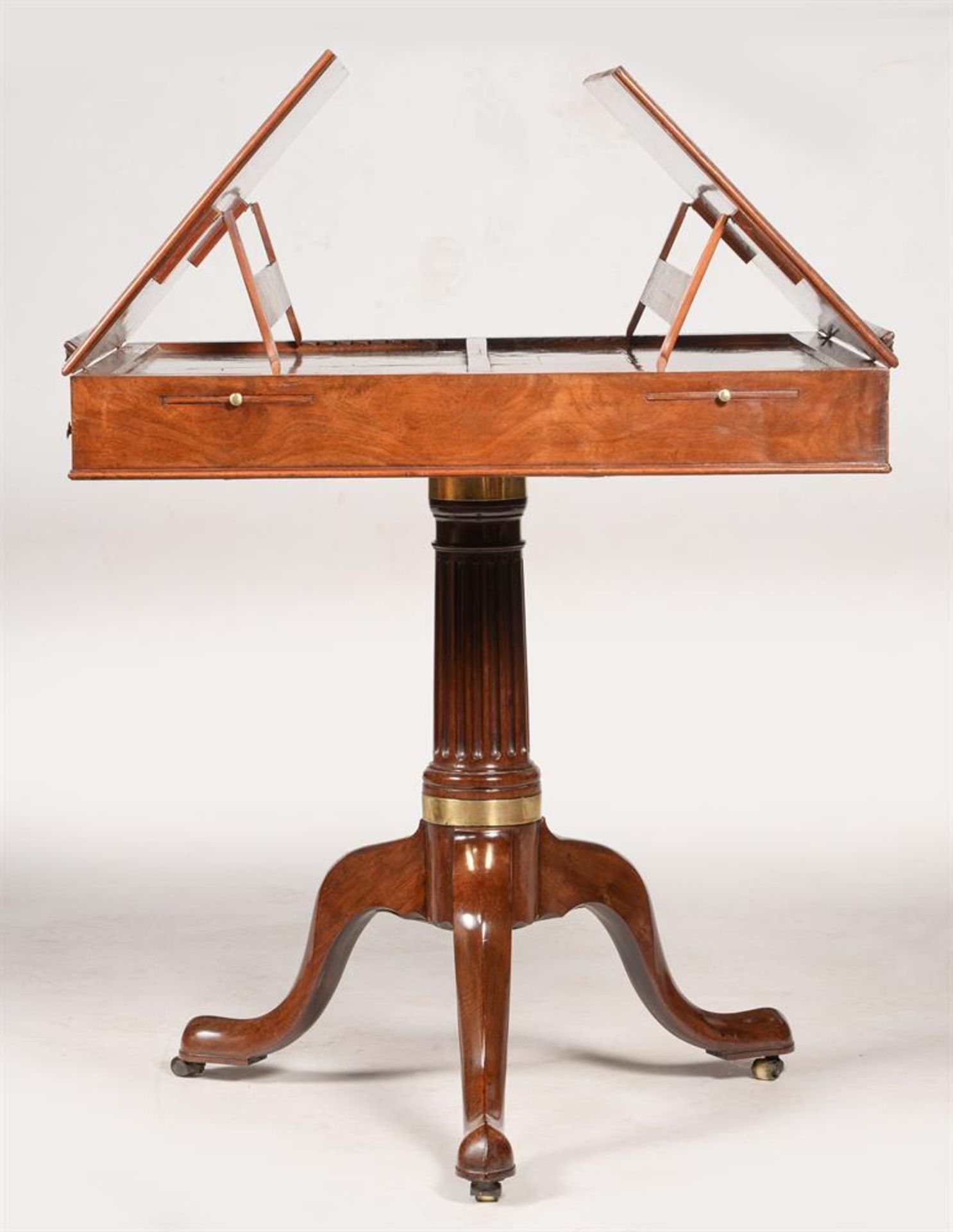 A GEORGE II MAHOGANY LIBRARY READING TABLE, CIRCA 1755 - Image 5 of 6