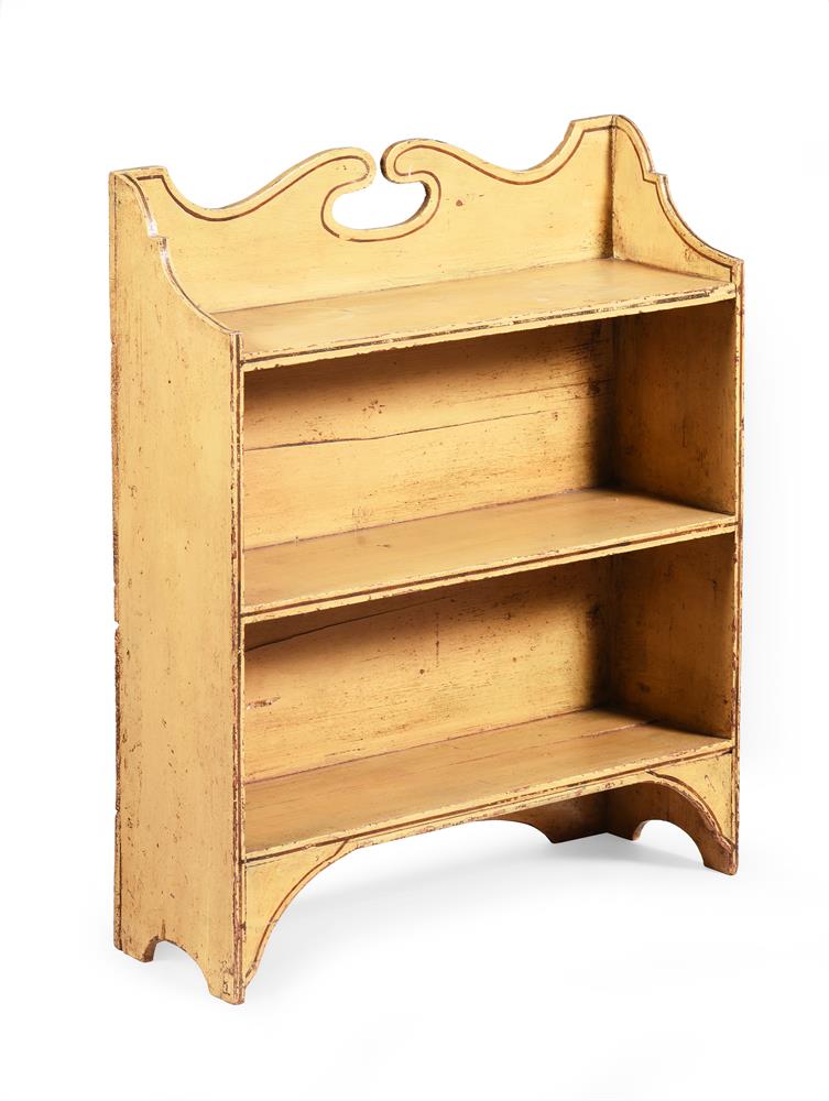 A REGENCY PAINTED PINE OPEN BOOKCASE, CIRCA 1815