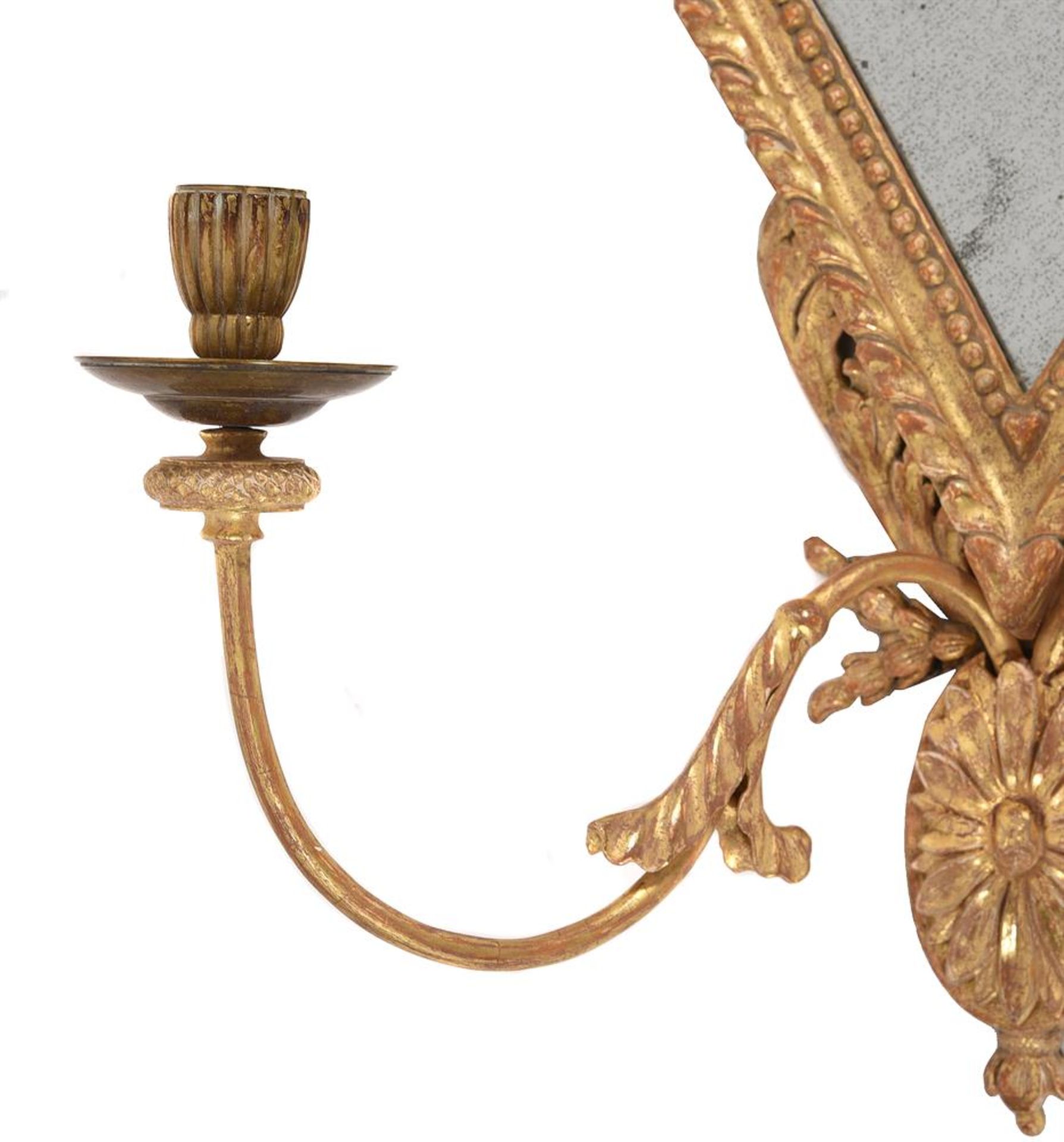 A GEORGE III GILTWOOD HEART SHAPED GIRANDOLE MIRROR, LATE 18TH/EARLY 19TH CENTURY - Image 3 of 6